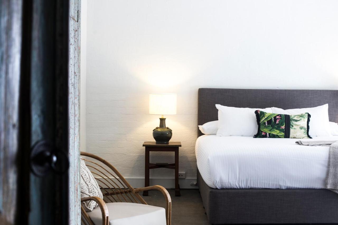 Bay Breeze Boutique Accommodation Батманс-Бэй Экстерьер фото