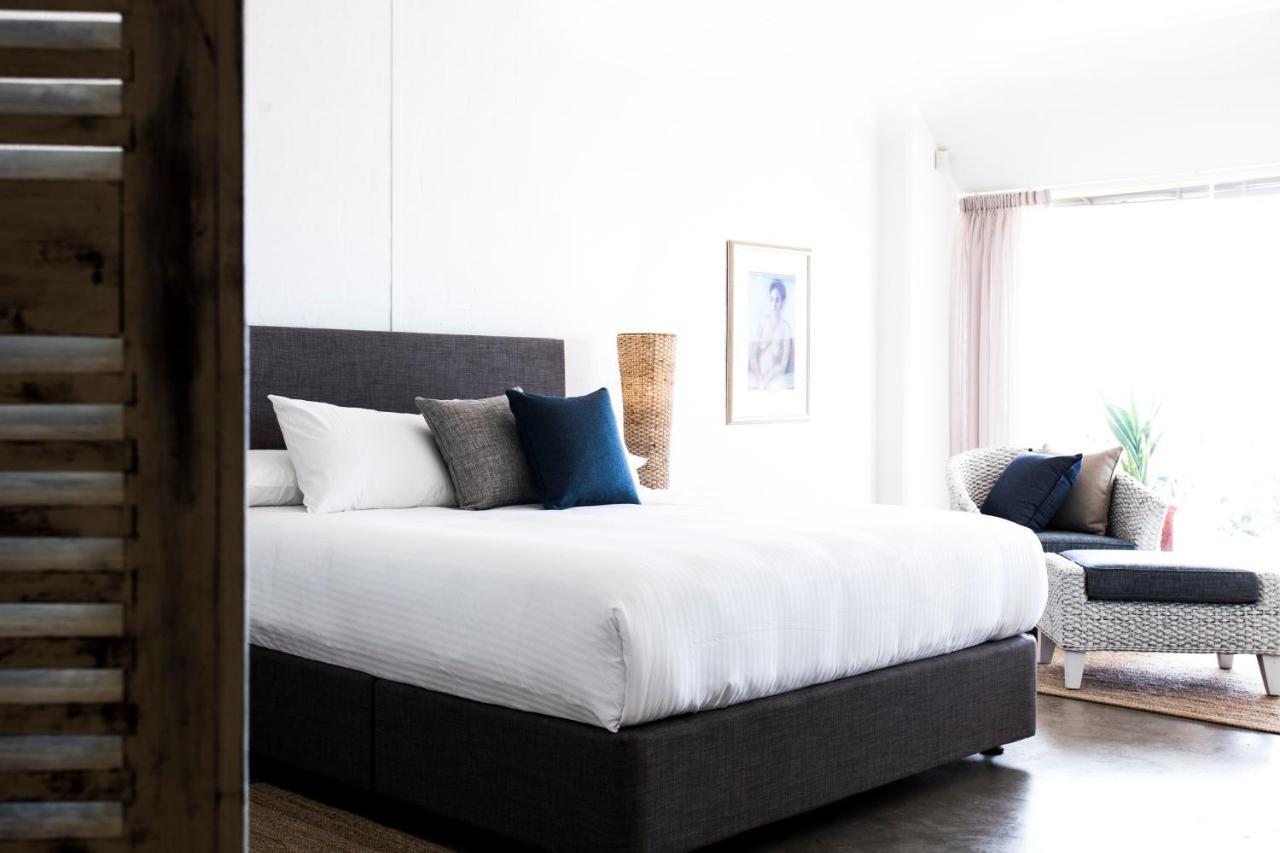 Bay Breeze Boutique Accommodation Батманс-Бэй Экстерьер фото
