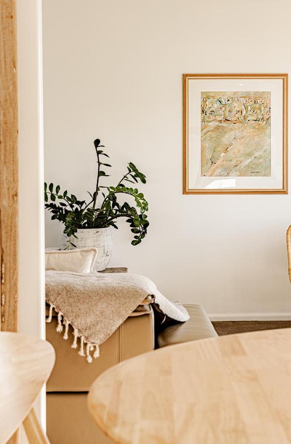 Bay Breeze Boutique Accommodation Батманс-Бэй Экстерьер фото